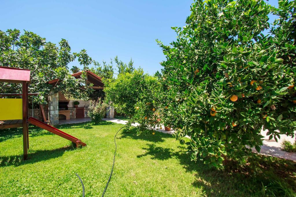 Erodios Villas 1 Gerani  Extérieur photo